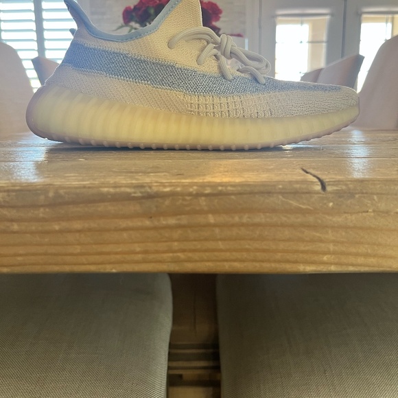 Yeezy Boost 350 V2 ‘Linen’ (WORN ONCE) - Picture 3 of 7